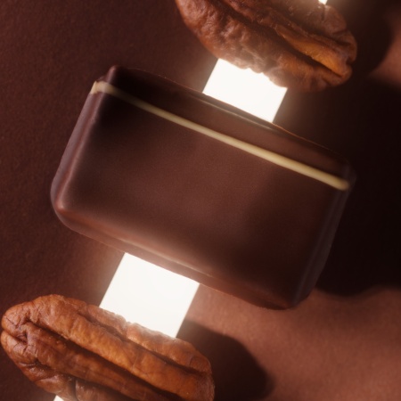 Конфеты пралине пекан с кофе в темном шоколаде купить в интернет-магазине VERHOFF