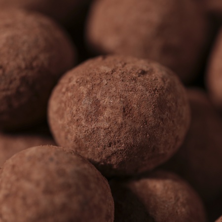 Драже фундук в шоколаде купить в интернет-магазине VERHOFF