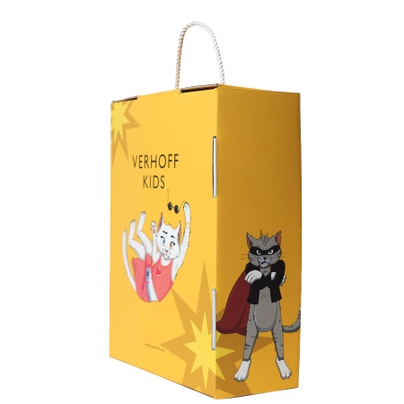 Подарочный бокс детский желтый KIDS с шоколадом, ореховой пастой, конфетами и какао купить в интернет-магазине VERHOFF