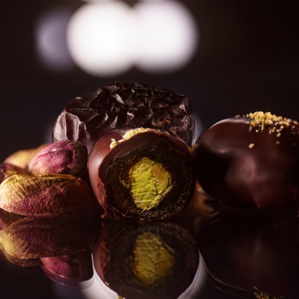 Конфеты Аджва финик с фисташкой купить в интернет-магазине VERHOFF