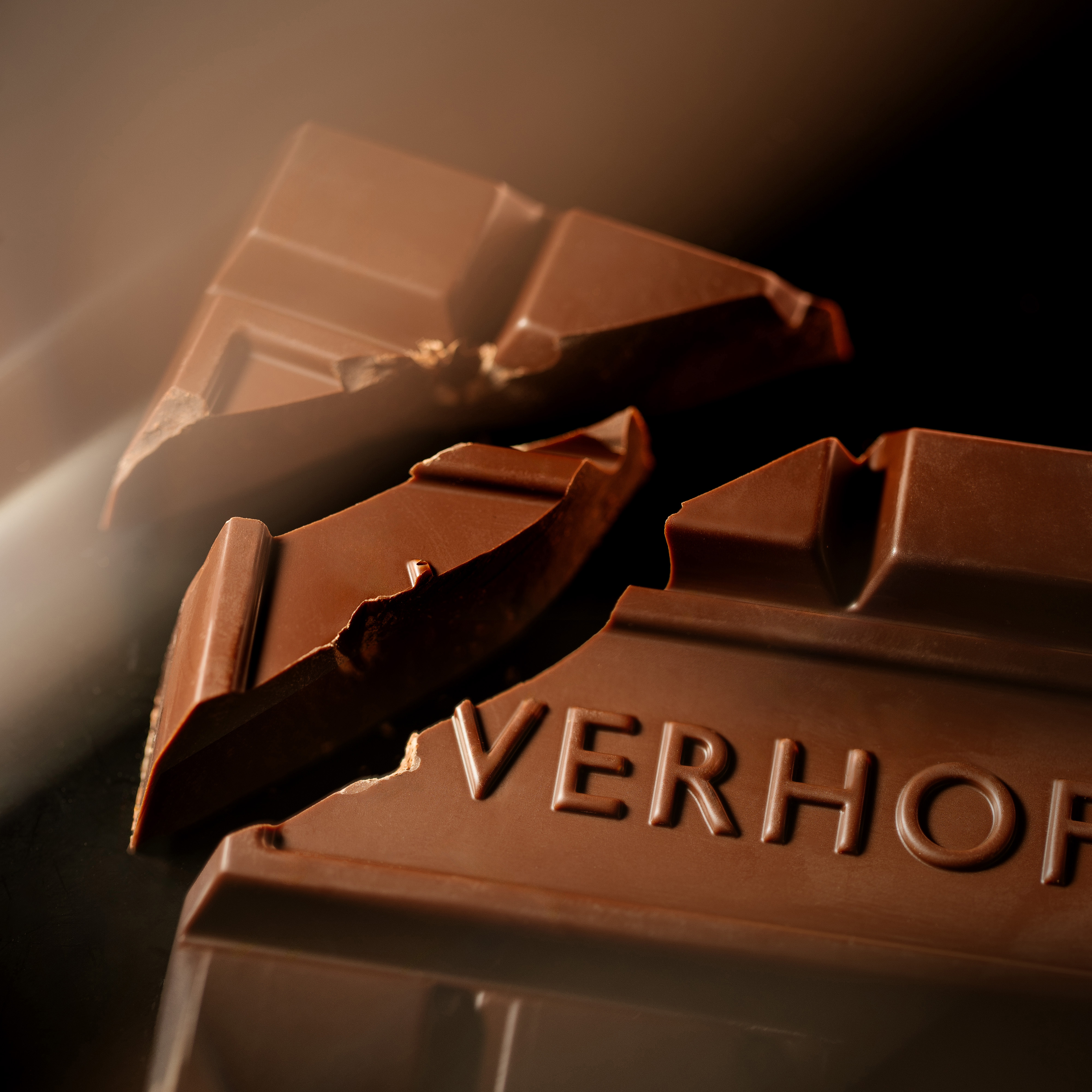 Большая WOW-плитка 66% шоколад купить в интернет-магазине VERHOFF себе и в подарок